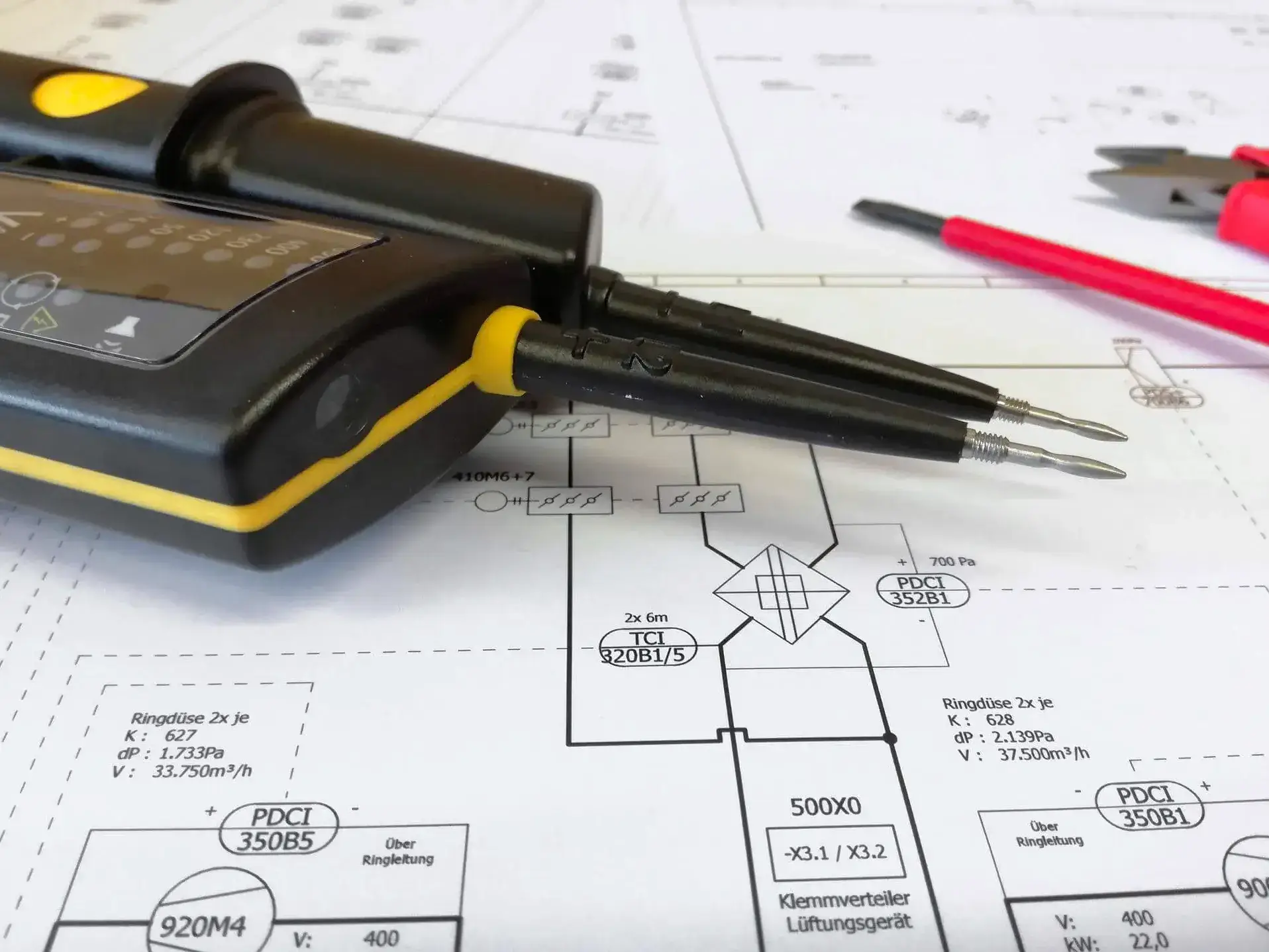 Get your EICR certificate Hanworth in Hanworth