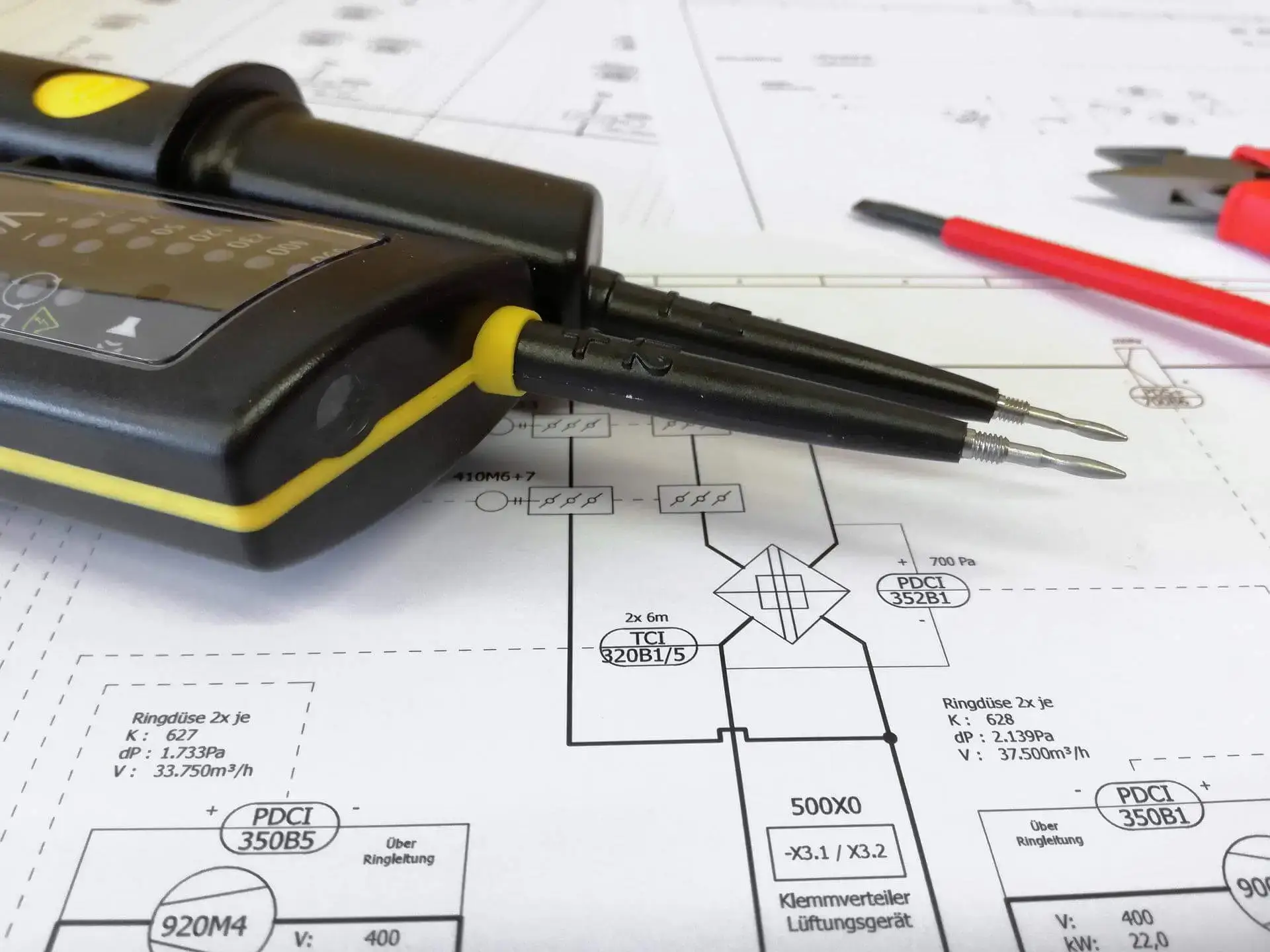 Get your EICR certificate Hanworth in Hanworth
